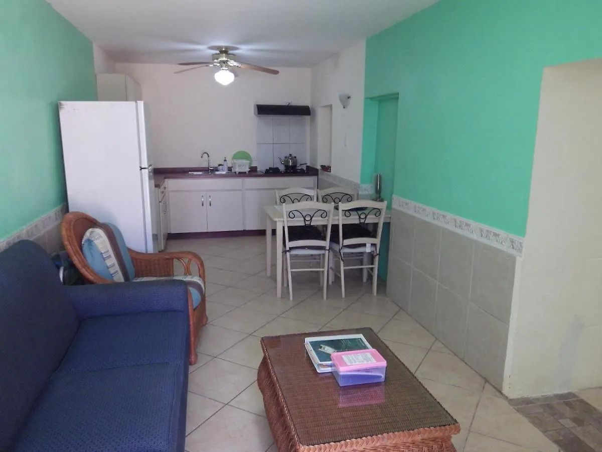 Aruba Cunucu Residence Palm Beach 3*,