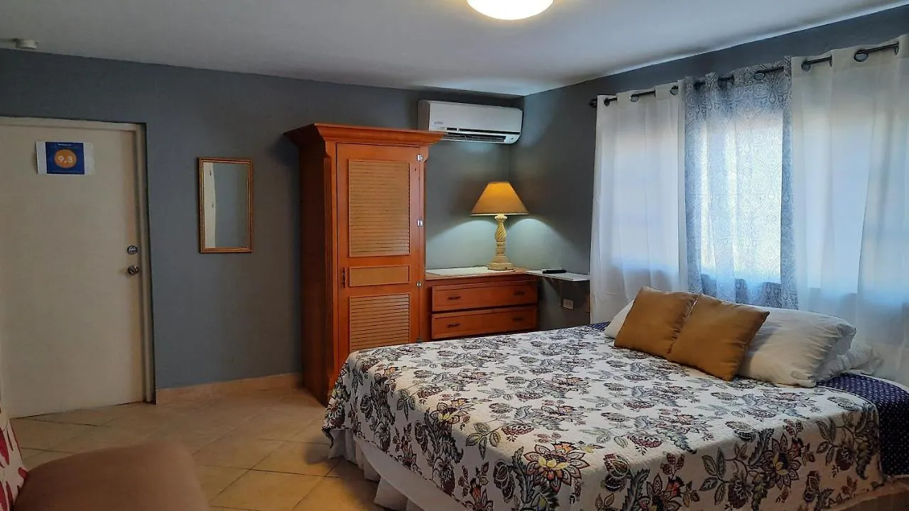 Aruba Cunucu Residence Palm Beach Apart Otel