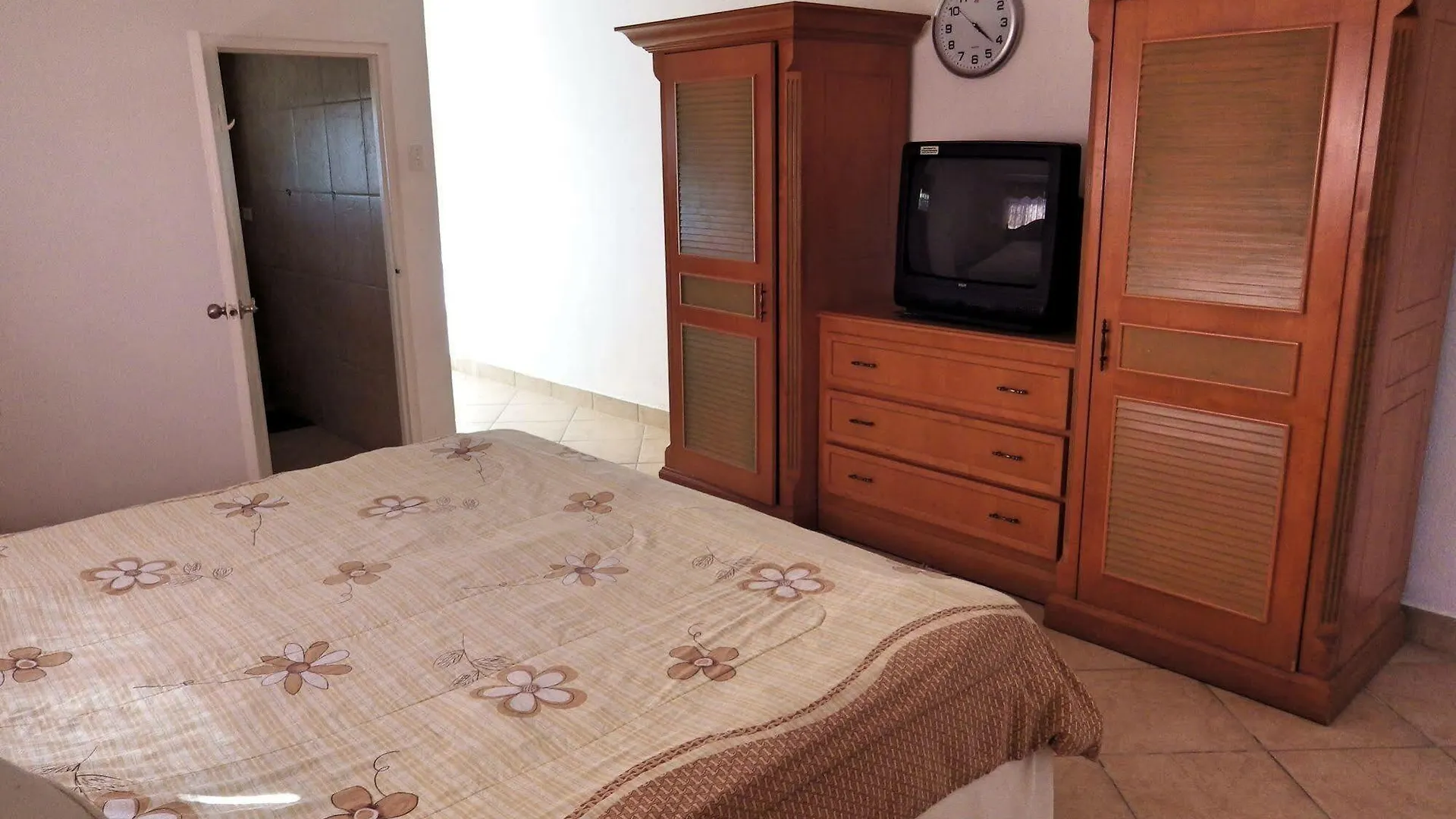 Aruba Cunucu Residence Палм Бич Апарт-отель